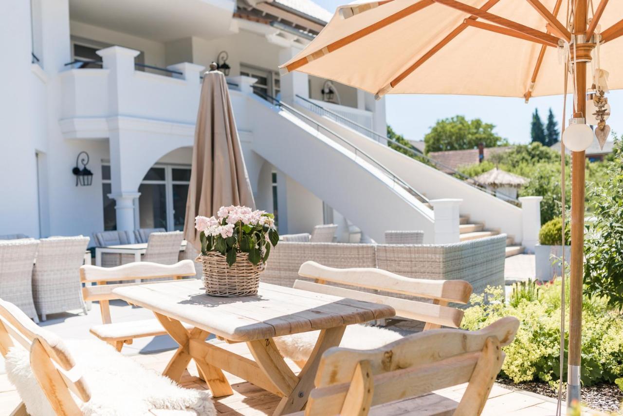 Belle Maison - Das Kleine Hotel Werbach Buitenkant foto